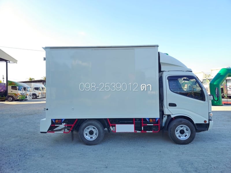 สี่ล้อตู้ HINO XZU 136 แรง ปี 2565(6121) สี่ล้อตู้ HINO XZU 136 แรง ปี 2565(6121)