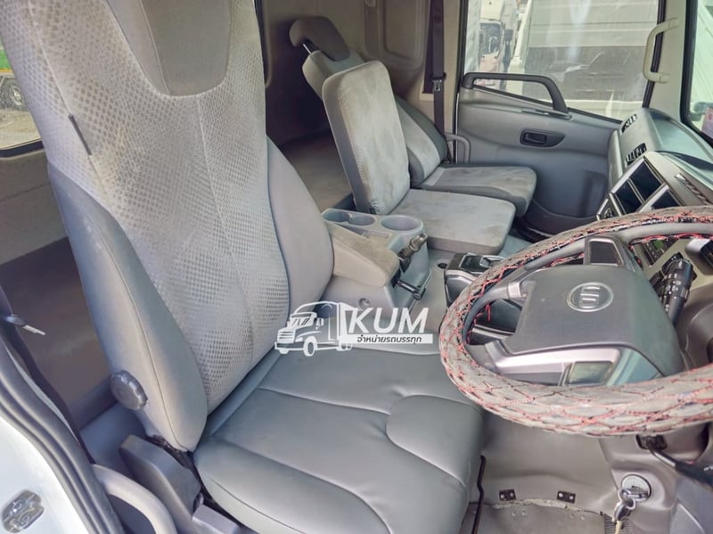  👉สิบล้อหัวลาก UD GWE 390 แรง ปี 2565(2258)