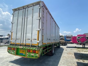 🔥Vายตัด 1,250,000-🔥 หกล้อตู้สิบบาน Isuzu FTR240 ปี60(0651)