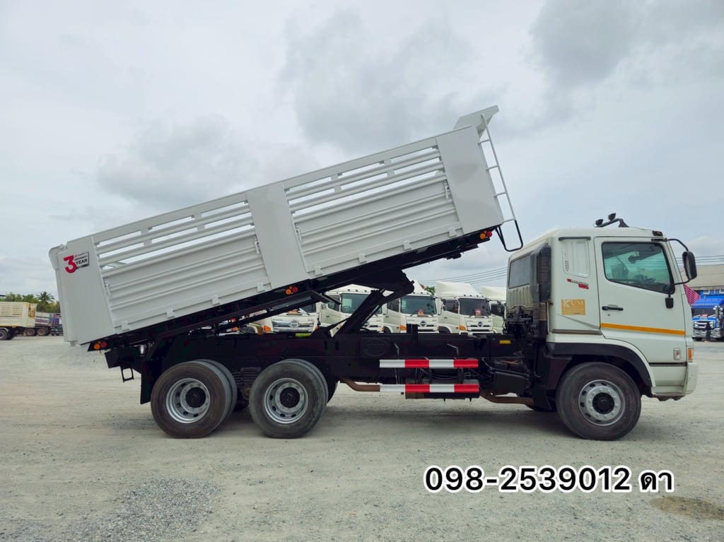 สิบล้อดัมพ์ FUSO (3145) สิบล้อดัมพ์ FUSO (3145)