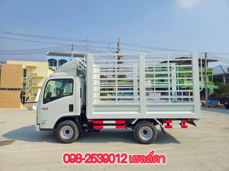 สี่ล้อคอก ISUZU NLR 130 แรง ปี 2555(8467)