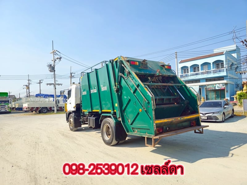 หกล้อบรรทุกขยะ HINO FG8J 240 แรง ปี 2566(4084) หกล้อบรรทุกขยะ HINO FG8J 240 แรง ปี 2566(4084)