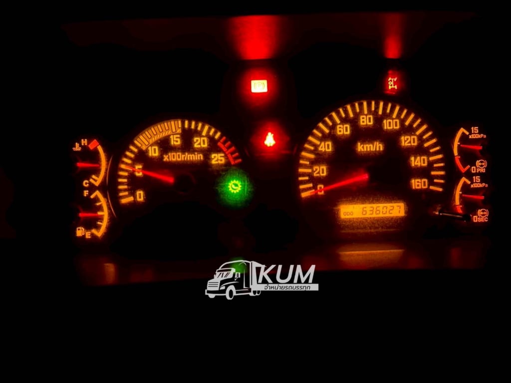 👉สิบล้อดั้มเกษตร  ISUZU FXZ 360 แรง ปี 2554(9033)