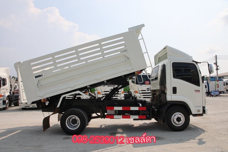 Sาคา 960,000 บาท 🩵 หกล้อดั้มพ์ ISUZU FRR 210 แรง ปี 2564 (3862)