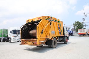 🌟รถหกล้อบรรทุกขยะ HINO FG8J 240 แรง ปี 2566 (4039) 🌟รถหกล้อบรรทุกขยะ HINO FG8J 240 แรง ปี 2566 (4039)
