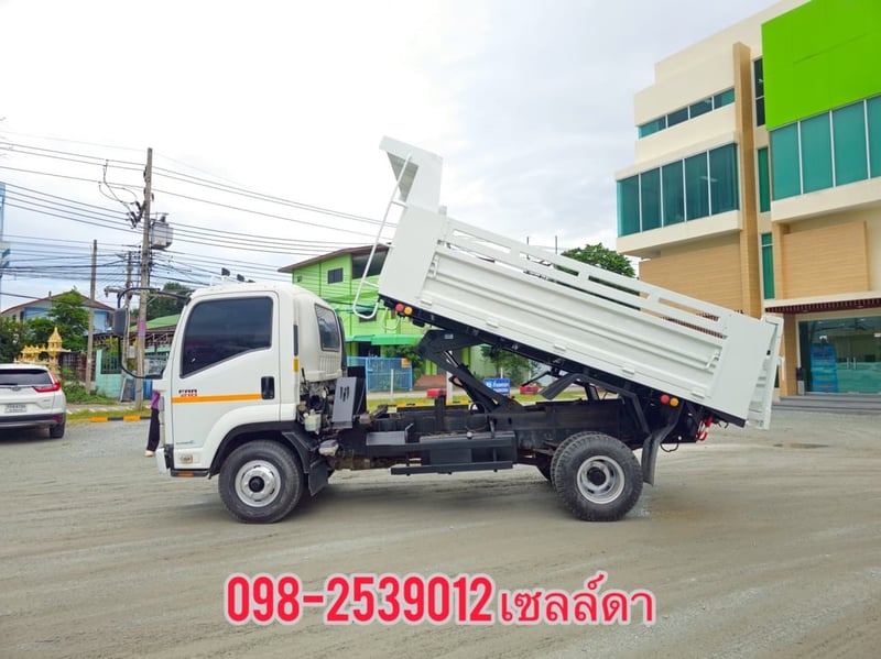 หกล้อดั้มพ์ ISUZU FRR 210 แรง ปี 2565(1030) หกล้อดั้มพ์ ISUZU FRR 210 แรง ปี 2565(1030)