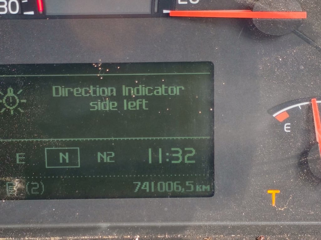 สิบสองล้อคอกไม่ดั้มแม่ลูก(2890) สิบสองล้อคอกไม่ดั้มแม่ลูก(2890)