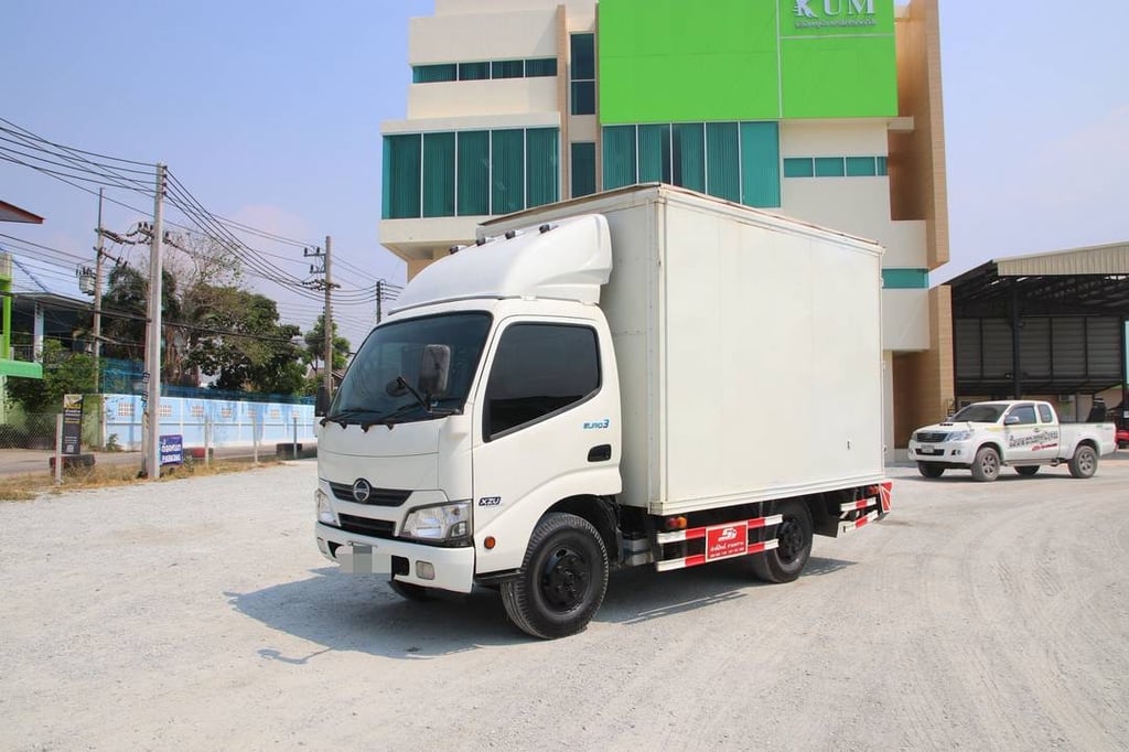 สี่ล้อตู้ ISUZU  NLR 130 แรง ปี 2560(3262) สี่ล้อตู้ ISUZU  NLR 130 แรง ปี 2560(3262)