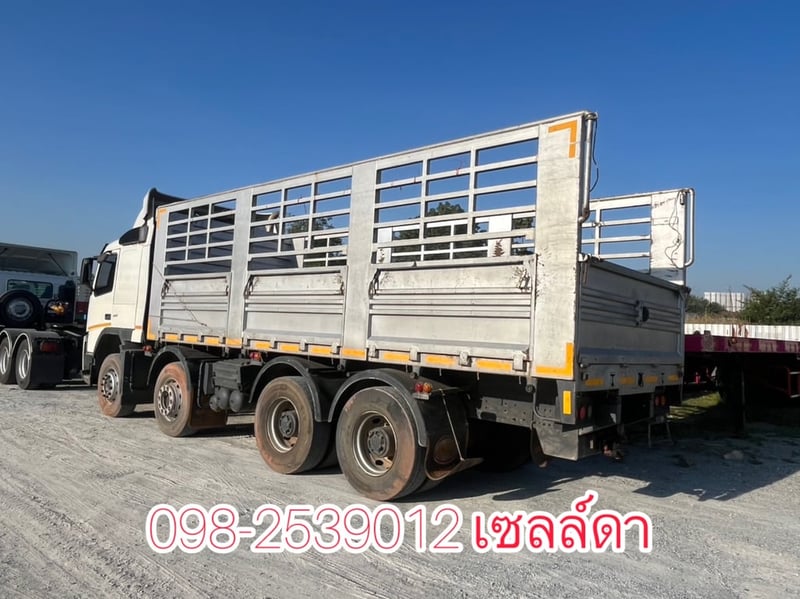 สิบสองล้อคอก VOLVO FM 440  แรง ปี 2556(2894)