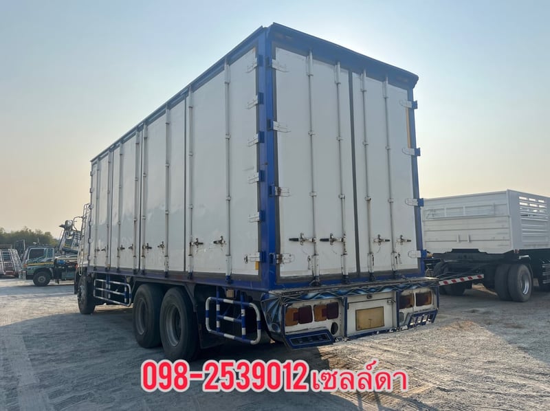สิบล้อตู้สิบบาน HINO FG8J 240 แรง ปี 2565(4820) สิบล้อตู้สิบบาน HINO FG8J 240 แรง ปี 2565(4820)