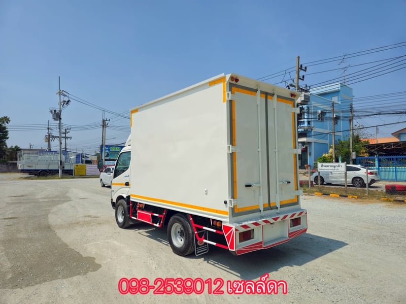 👉 สี่ล้อตู้ HINO XZU 136 แรง ปี 2563 (8297)
