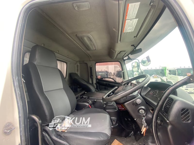 สิบล้อพื้นเรียบ HINO FL8J 260 แรง ปี 2560 (1784) สิบล้อพื้นเรียบ HINO FL8J 260 แรง ปี 2560 (1784)