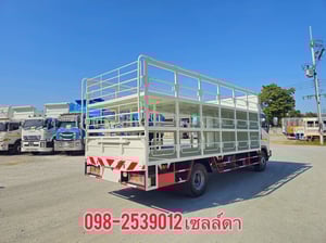 หกล้อคอก ISUZU FRR 210 แรง ปี 2564(4513)