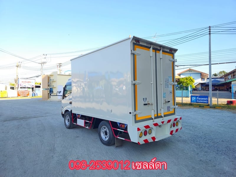 👉 สี่ล้อตู้ HINO XZU 136 แรง ปี 2565 (6121)