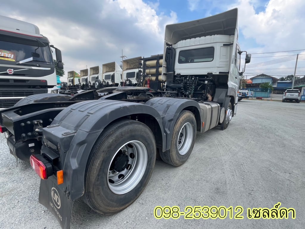 UD GWE 398แรงม้า รถบรรทุก หัวลาก 10ล้อ หัวลาก เฉพาะหัว ปี2022 (7045)