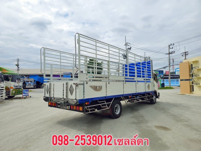 หกล้อคอก  ISUZU FRR 210 แรง ปี 2565(9202)