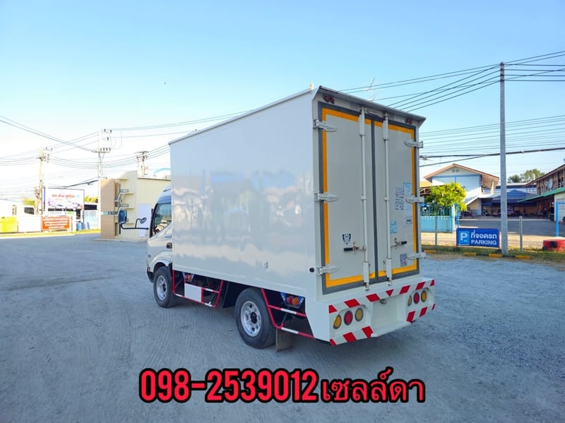  สี่ล้อตู้ HINO XZU 136 แรง ปี 2565(6121)
