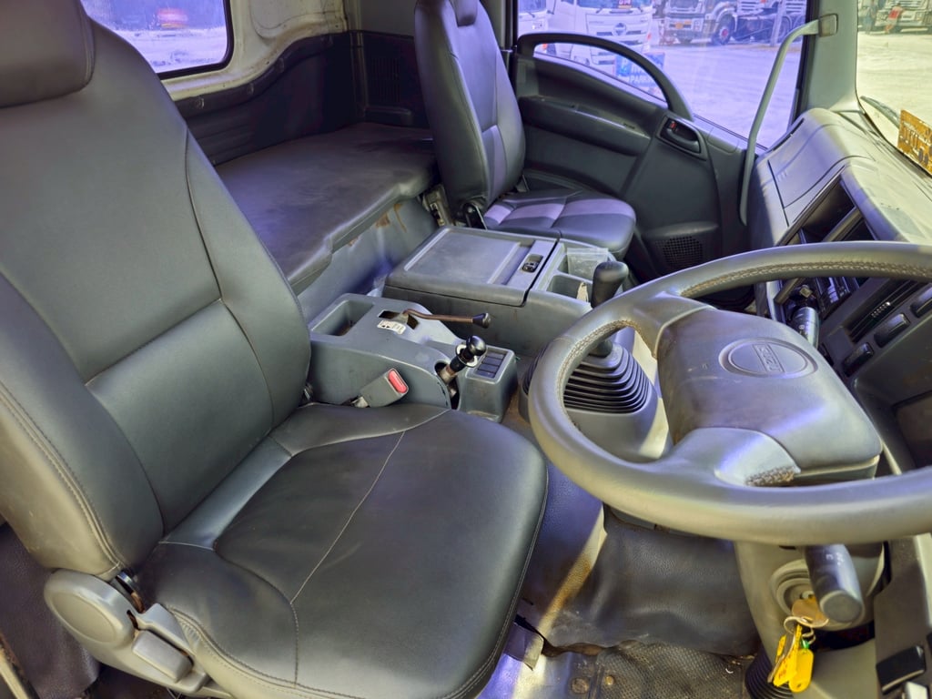 สิบล้อหัวลาก ISUZU  GXZ 360  แรง  ปี 2555(6863)