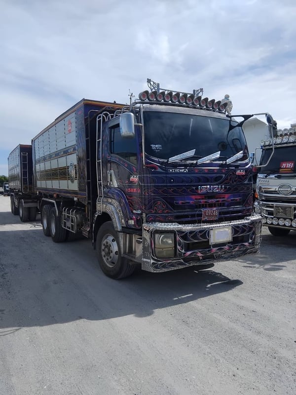 📞098-2539012 ดา (เน้นโทร) สิบล้อดั้มพ์ ISUZU FXZ 360 แรง ปี 2559 ยาว 6.2 กว้าง 2.53 สูง 1.8(2111,2000) 📞098-2539012 ดา (เน้นโทร) สิบล้อดั้มพ์ ISUZU FXZ 360 แรง ปี 2559 ยาว 6.2 กว้าง 2.53 สูง 1.8(2111,2000)