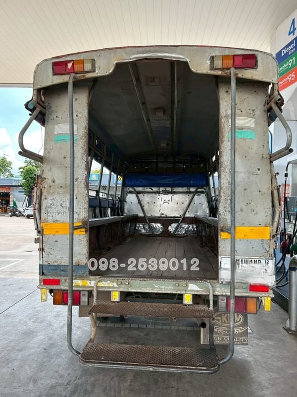 🔥หกล้อโดยสาร 560,000- 👉หกล้อโดยสาร ISUZU NMR 130 แรงม้า ปี 57 (4930) 🔥หกล้อโดยสาร 560,000- 👉หกล้อโดยสาร ISUZU NMR 130 แรงม้า ปี 57 (4930)