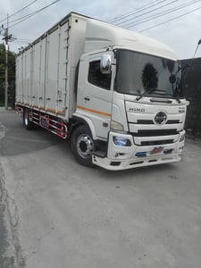 👉ฟรีเก็บท้ายให้ หกล้อตู้สิบบาน HINO FG8J 240 แรง ปี 2561(4378) 👉ฟรีเก็บท้ายให้ หกล้อตู้สิบบาน HINO FG8J 240 แรง ปี 2561(4378)