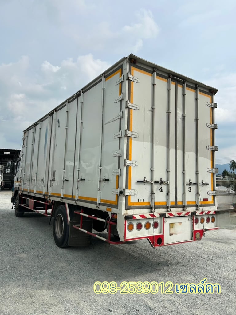 🔥ราคาตามสภาพ 900,000 บาท🚨 หกล้อตู้สิบบาน(5404) 🔥ราคาตามสภาพ 900,000 บาท🚨 หกล้อตู้สิบบาน(5404)