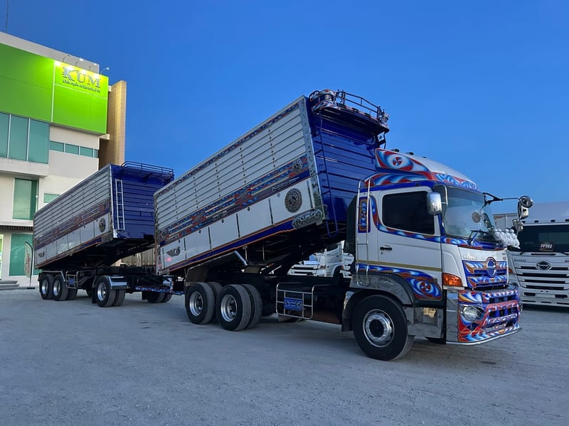 บรรทุกได้ 30+ ตัน พ่วงดั้มเกษตรแท้ HINO FM1A 344 แรง ปี 61+หางดั้มพ์ สามเพลา อู่เดอะฟีนิกซ์ ปี 61 ฟรีแบตเตอรี่ใหม่ ฟรียางใหม่ 10 เส้น 💥เครื่องเดิม เกียร์เดิม ,ไม่มีชนหนัก💥 (3362 3363) บรรทุกได้ 30+ ตัน พ่วงดั้มเกษตรแท้ HINO FM1A 344 แรง ปี 61+หางดั้มพ์ สามเพลา อู่เดอะฟีนิกซ์ ปี 61 ฟรีแบตเตอรี่ใหม่ ฟรียางใหม่ 10 เส้น 💥เครื่องเดิม เกียร์เดิม ,ไม่มีชนหนัก💥 (3362 3363)