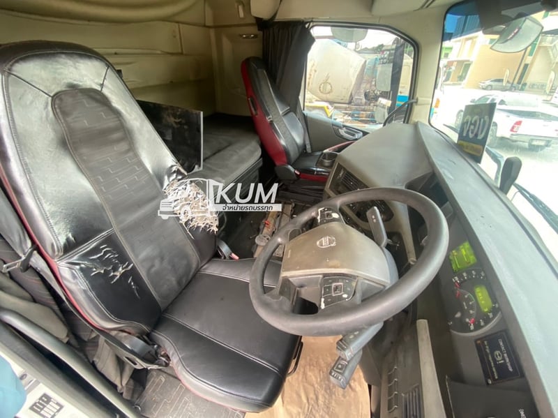 🚨โปรลดกระหน่ำ 🚨 Sาคาพิเศษ 1,180,000- สิบล้อหัวลาก VOLVO FH 440 แรง ปี 2558 (8454) 🚨โปรลดกระหน่ำ 🚨 Sาคาพิเศษ 1,180,000- สิบล้อหัวลาก VOLVO FH 440 แรง ปี 2558 (8454)