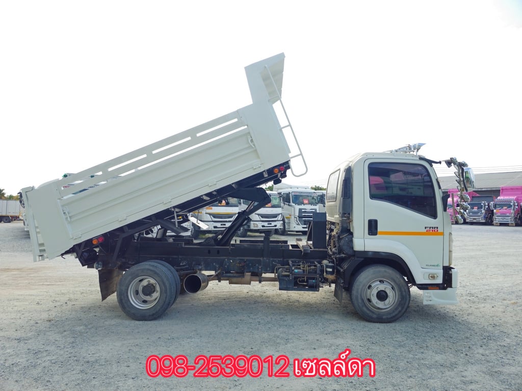  หกล้อดั้มพ์  ISUZU FRR  210 แรง ปี 2564 (3221)