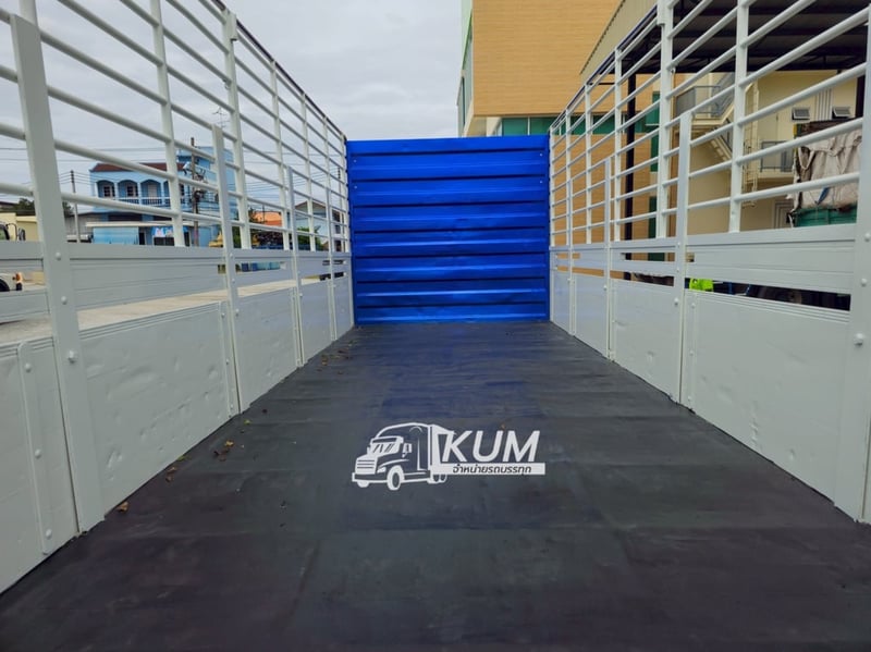 สิบล้อคอกสแตนเลส   HINO FL8J 260 แรง ปี 2566(5115)