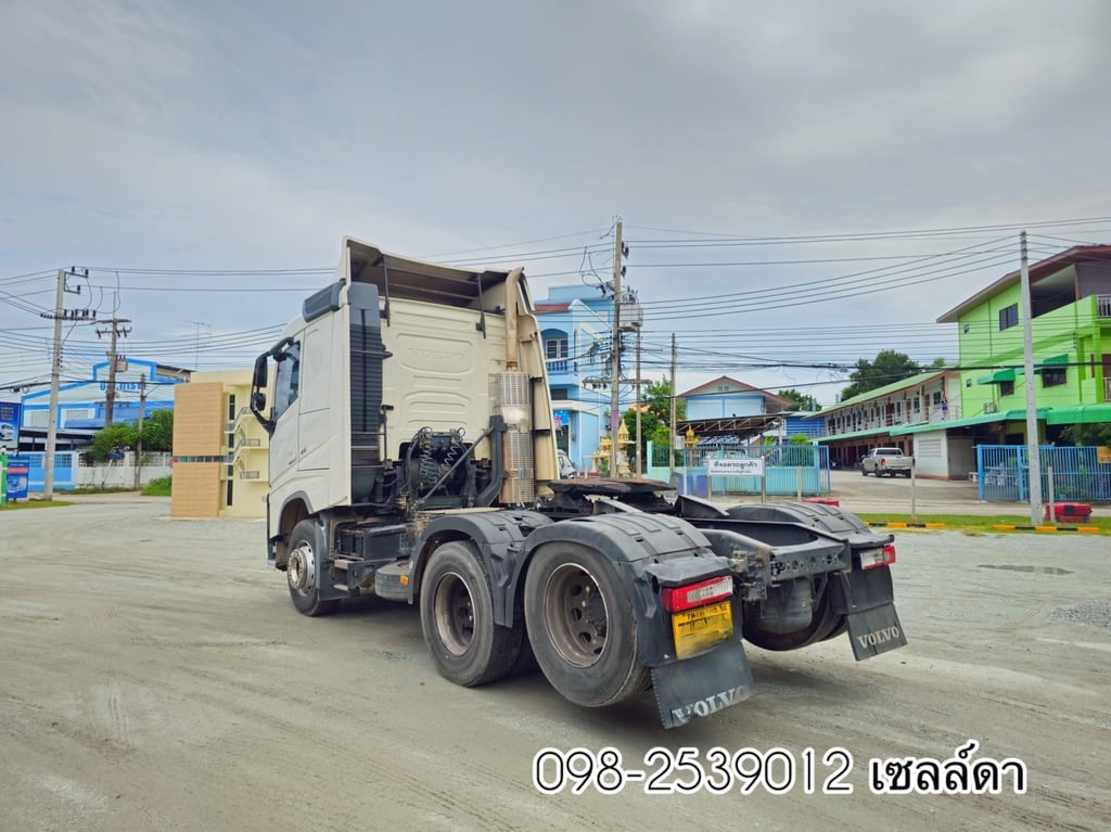สิบล้อหัวลาก (4395) สิบล้อหัวลาก (4395)