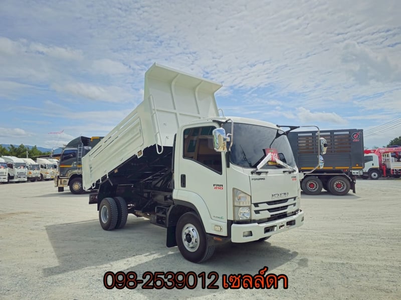 หกล้อดั้มพ์ ISUZU  FRR 210 แรง ปี 2564(3063)