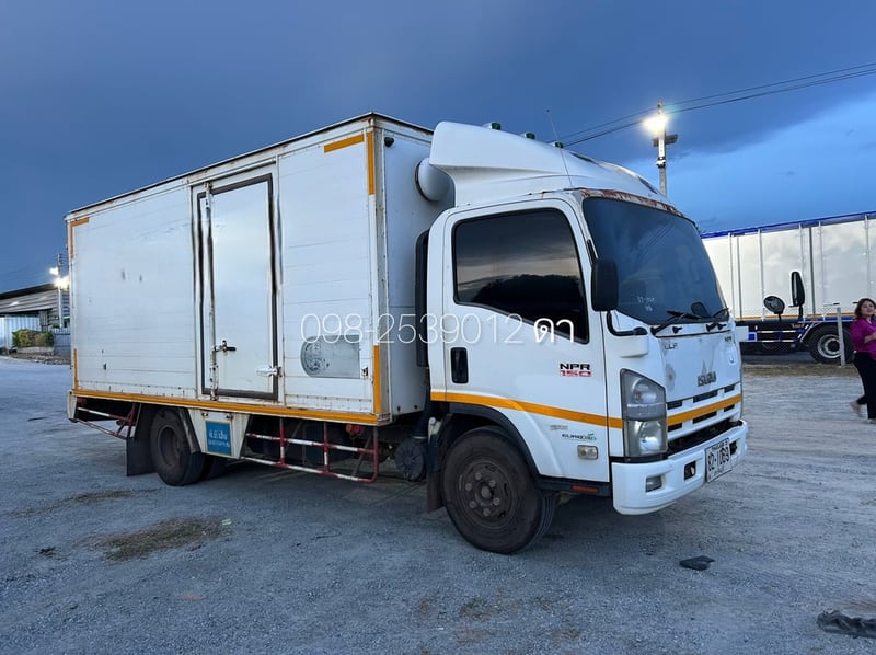 🚨Vายตัด 460,000-🚨 📞098-2539012 ดา(เน้นโทร) หกล้อตู้สามบาน Isuzu NLR150 ปี56(1069) 🚨Vายตัด 460,000-🚨 📞098-2539012 ดา(เน้นโทร) หกล้อตู้สามบาน Isuzu NLR150 ปี56(1069)