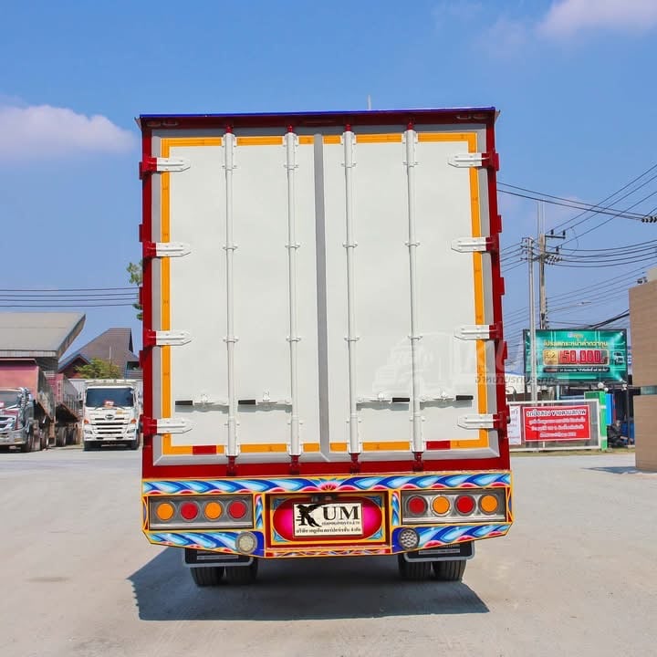 เก็บสวยบิ้วตู้ใหม่  ฟรี ยางใหม่ 4 เส้น  หกล้อตู้สิบบาน ISUZU FRR 210 แรง ปี 2565 (2331)