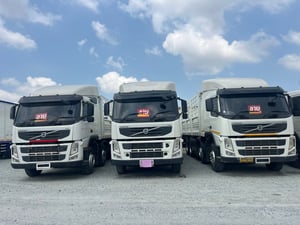 สิบสองล้อคอก VOLVO FM 440  แรง ปี 2556 (2894,2900,2922)