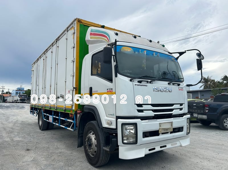 🔥Vายตัด 1,490,000-🔥 📞098-2539012 ดา (เน้นโทร) หกล้อตู้สิบบาน พร้อมลิฟท้าย Isuzu FTR240 ปี61 (7819) 🔥Vายตัด 1,490,000-🔥 📞098-2539012 ดา (เน้นโทร) หกล้อตู้สิบบาน พร้อมลิฟท้าย Isuzu FTR240 ปี61 (7819)