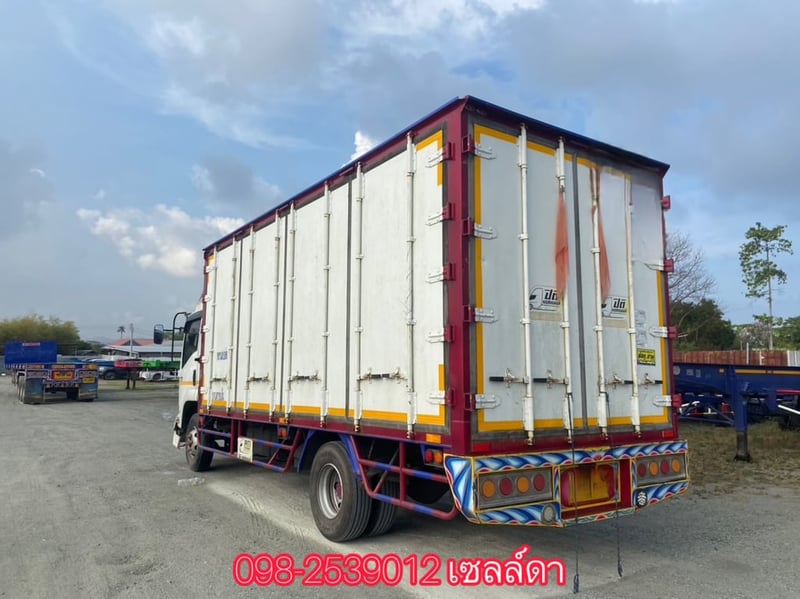 👉 หกล้อตู้สิบบาน ISUZU FRR 210 แรง ปี  2565 (2331)