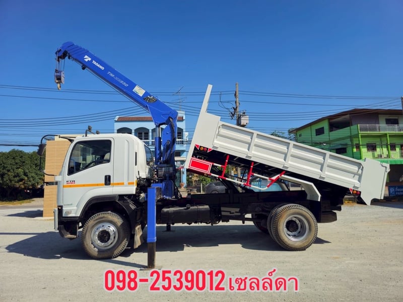 ISUZU FTR 240แรงม้า รถบรรทุก 6ล้อ กระบะเหล็กติดเครน ปี2023 เลขไมล์ 13,000 กม.
