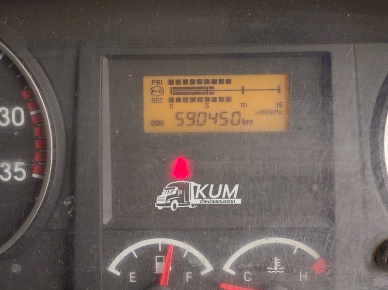 สิบล้อพื้นเรียบ ISUZU FVM 240 แรง ปี 2561(1517)