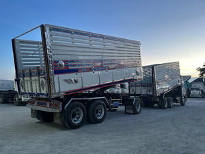บรรทุกได้ 30+ ตัน พ่วงดั้มเกษตรแท้ HINO FM1A 344 แรง ปี 61+หางดั้มพ์ สามเพลา อู่เดอะฟีนิกซ์ ปี 61 ฟรีแบตเตอรี่ใหม่ ฟรียางใหม่ 10 เส้น 💥เครื่องเดิม เกียร์เดิม ,ไม่มีชนหนัก💥 (3362 3363) บรรทุกได้ 30+ ตัน พ่วงดั้มเกษตรแท้ HINO FM1A 344 แรง ปี 61+หางดั้มพ์ สามเพลา อู่เดอะฟีนิกซ์ ปี 61 ฟรีแบตเตอรี่ใหม่ ฟรียางใหม่ 10 เส้น 💥เครื่องเดิม เกียร์เดิม ,ไม่มีชนหนัก💥 (3362 3363)