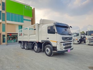สิบสองล้อคอก VOLVO FM 440  แรง ปี 2556(2894)