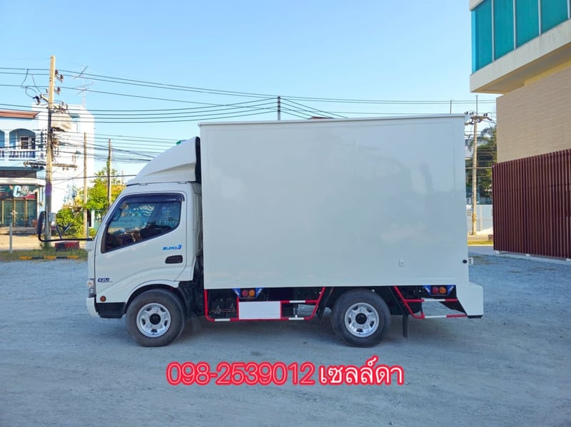👉 สี่ล้อตู้ HINO XZU 136 แรง ปี 2565(6121)