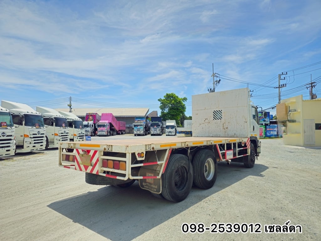 สิบล้อพื้นเรียบ (0978)