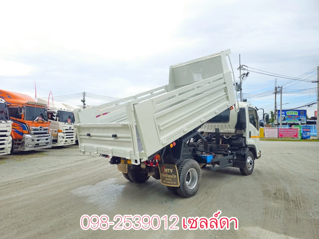  หกล้อดั้มพ์  ISUZU FRR  210 แรง ปี 2565(1030)