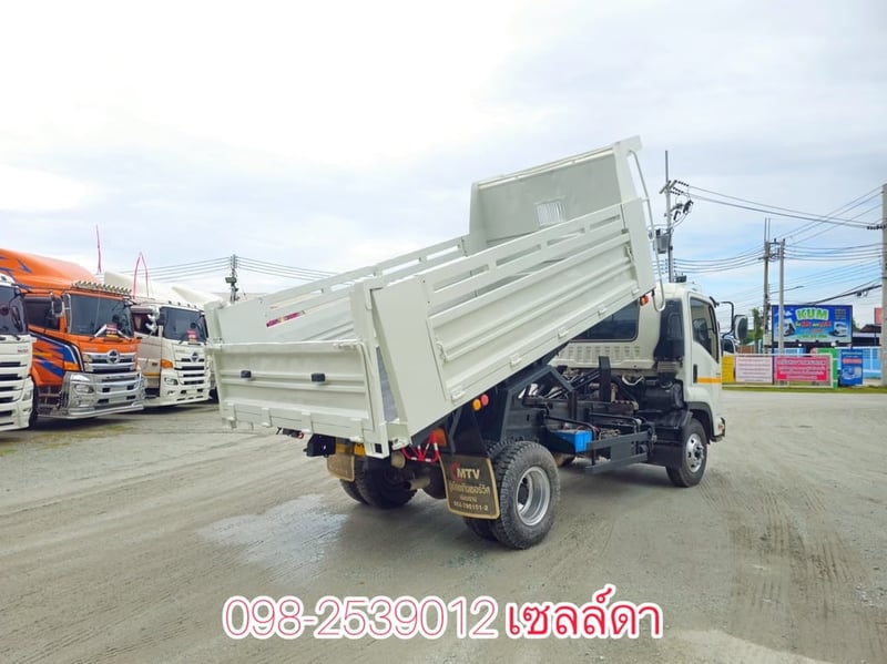  หกล้อดั้มพ์  ISUZU FRR  210 แรง ปี 2565(1030)