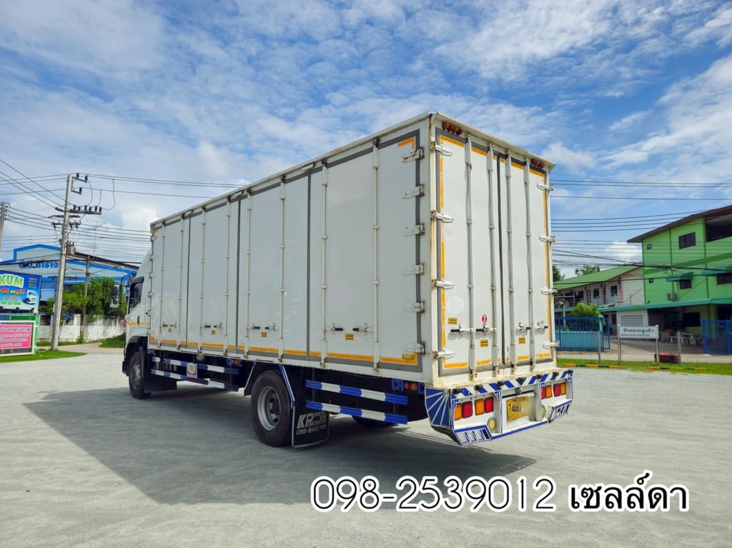 หกล้อตู้สิบบาน (0628) หกล้อตู้สิบบาน (0628)