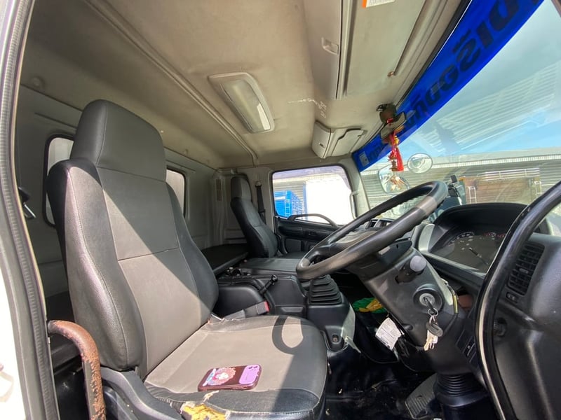 Vายตัด1,260,000 บาท หกล้อตู้สิบบาน HINO FG8J  240 แรงม้า ปี 60 (7915)