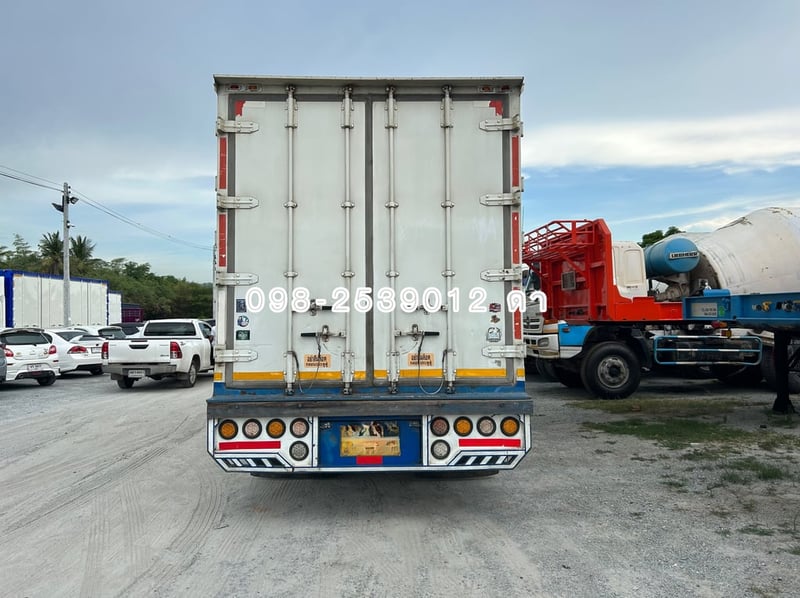 🔥ด่วนรถเข้าใหม่🔥 หกล้อตู้สิบบาน ISUZU FRR 190 แรง ปี 2556 (0034) 🔥ด่วนรถเข้าใหม่🔥 หกล้อตู้สิบบาน ISUZU FRR 190 แรง ปี 2556 (0034)