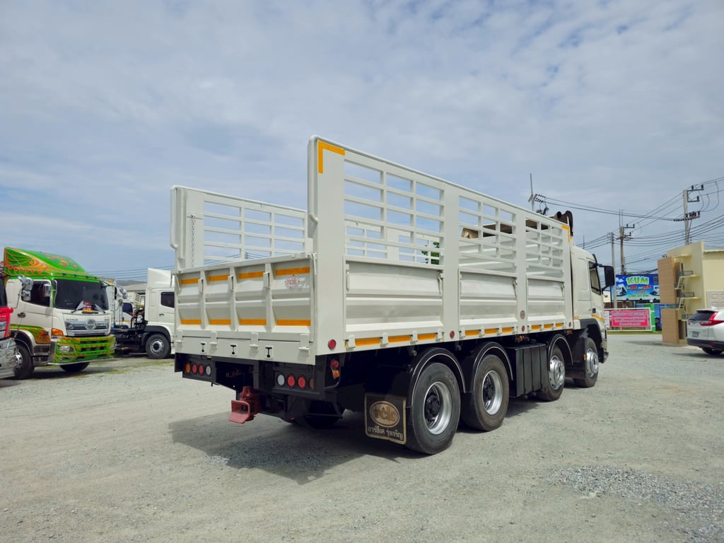 สิบสองล้อคอกไม่ดั้มแม่ลูก(2890) สิบสองล้อคอกไม่ดั้มแม่ลูก(2890)