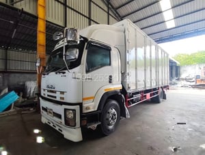 🔥ฟรีเก็บสวยทั้งคัน อู่BBC บ้านบึง🔥 หกล้อตู้สิบบาน ISUZU FTR 240 แรง ปี 2557(9785)